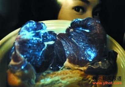 猪肉半夜发蓝光 主人半夜惊坐起
